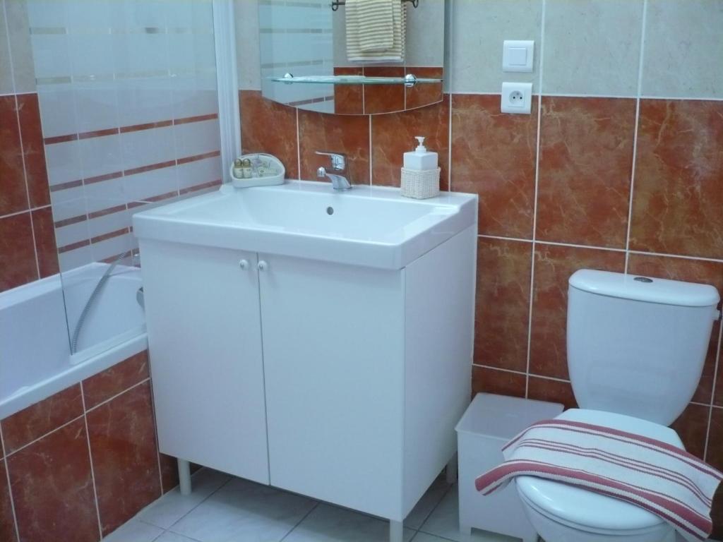 Les Convertigues Montjoire Pokój zdjęcie